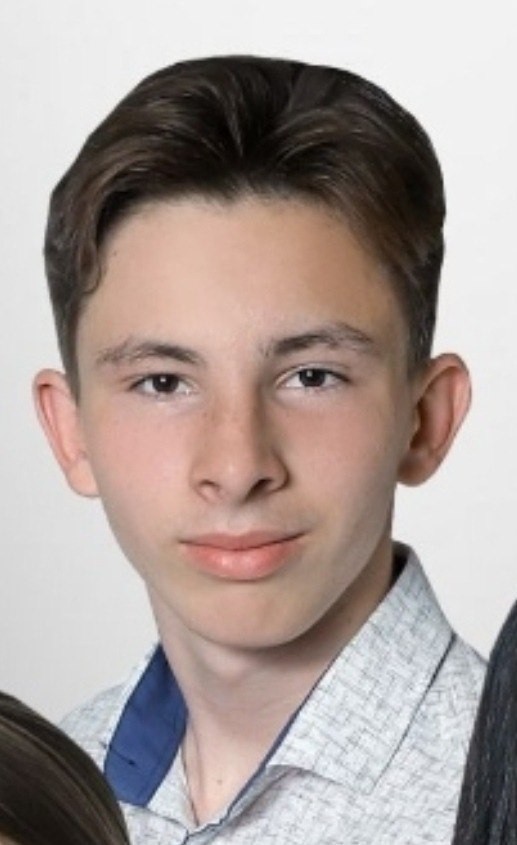 Орел Максим