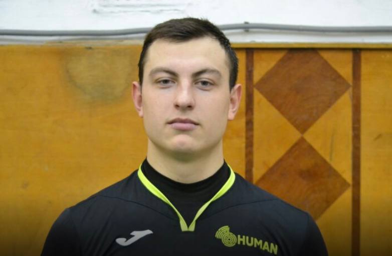 Дубовик Денис